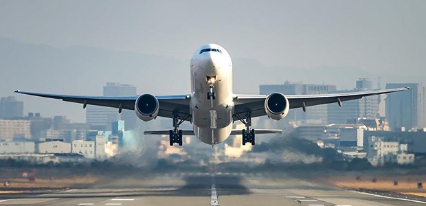 Υψηλές πτήσεις τον Απρίλιο για τα 14 αεροδρόμια