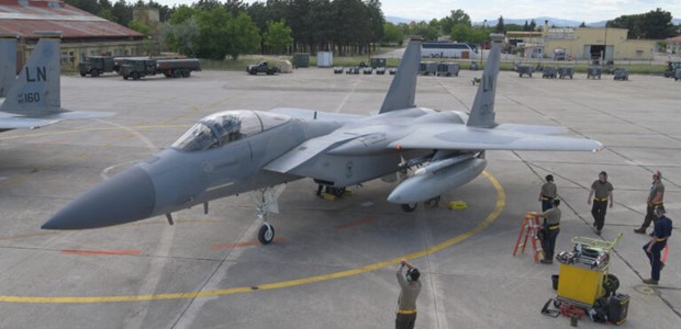 Αμερικανικά F-15C, MQ-9 και RQ-4 Global Hawk στη Λάρισα 