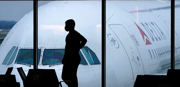 Τέλος οι μάσκες σε αεροδρόμια, αεροπλάνα από 16 Μαΐου