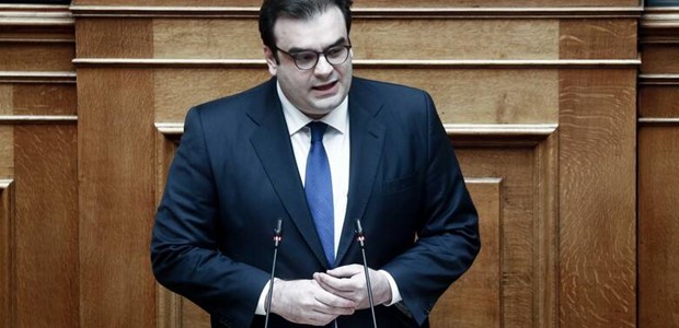Προσλήψεις εκπαιδευτικών και αυξήσεις σε μισθούς