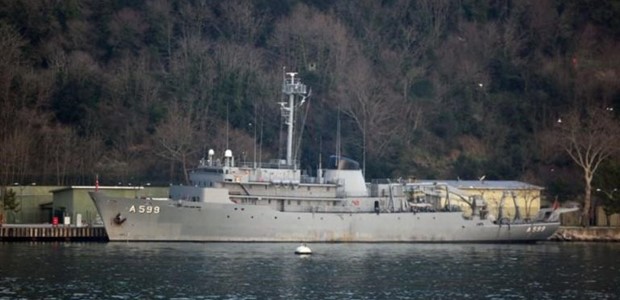 Στο Αιγαίο με κλειστό τον πομπό το «Τσεσμέ»