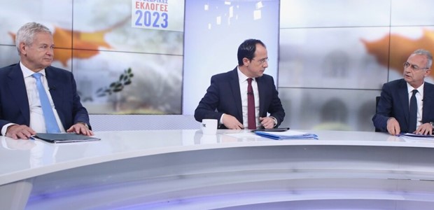 Σκληρή μάχη για την προεδρία