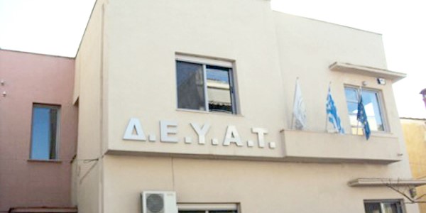 Aντικαθιστά τους παλιούς αγωγούς στο δίκτυο της πόλης 