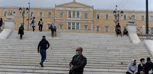 Σβήνουν οι ελπίδες για την ανάκαμψη στην Ελλάδα