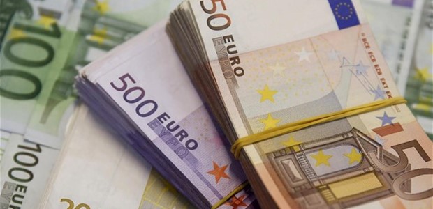 Διευρύνεται η ενίσχυση των 800 ευρώ