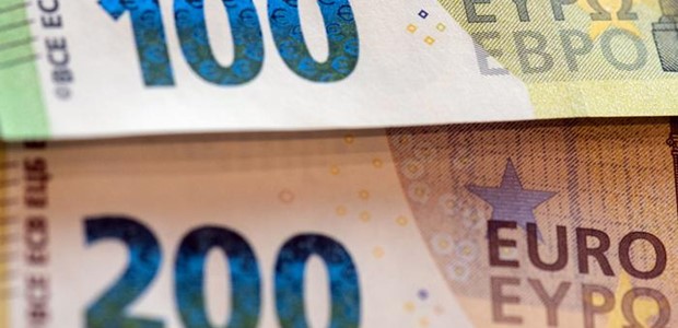 Από 28 Μαΐου τα νέα χαρτονομίσματα 100 και 200 ευρώ 