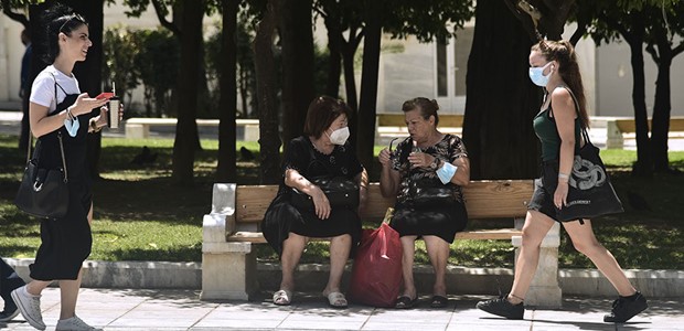 Καιρός: Κορυφώνεται ο καύσωνας
