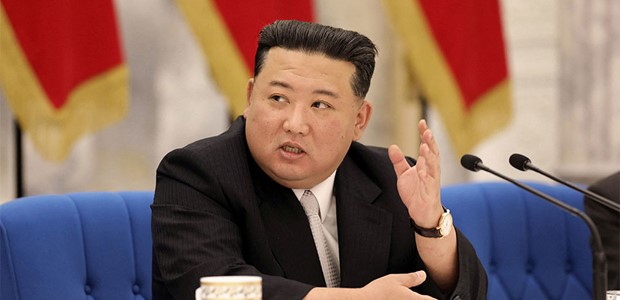 Διακόπτει τις διπλωματικές σχέσεις με τη Βόρεια Κορέα