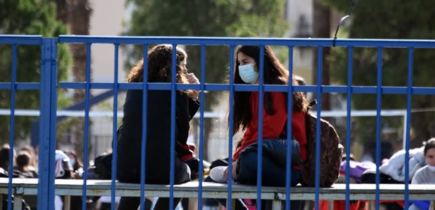 Λάρισα: 20 κρούσματα σε μαθητές από τα self tests