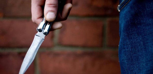 24χρονος τραυμάτισε με μαχαίρι 49χρονο στην Καρδίτσα 