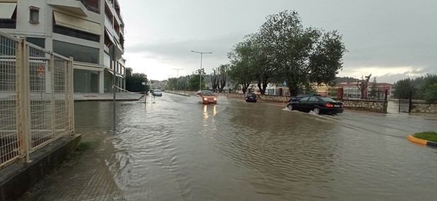 Εξηγήσεις από την ΔΕΥΑΤ για την πλημμυρισμένη Μπάρα