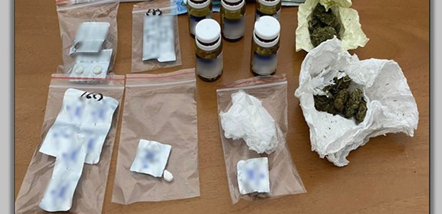 Στη φάκα της ΕΛ.ΑΣ. για διακίνηση ναρκωτικών ουσιών