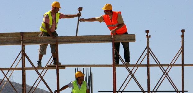 Ανοδικά η οικοδομή τον Απρίλιο