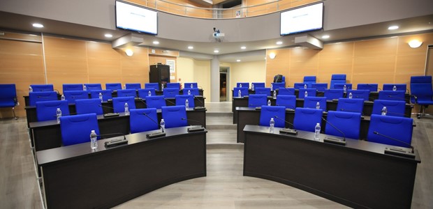 Οι 45 έδρες στο περιφερειακό συμβούλιο 