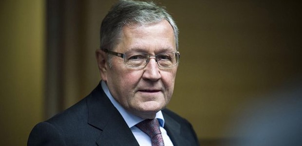 Μείωση των φόρων με μείωση του αφορολόγητου