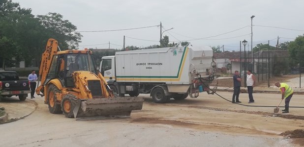 Αποκατάσταση ζημιών και στήριξη κατοίκων στο Ρίζωμα 