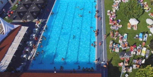 Ανοίγει την Παρασκευή η Δημοτική πισίνα Νεάπολης