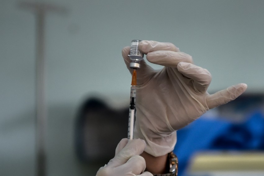 635 εμβολιασμοί για τον κορωνοϊό στα Τρίκαλα 