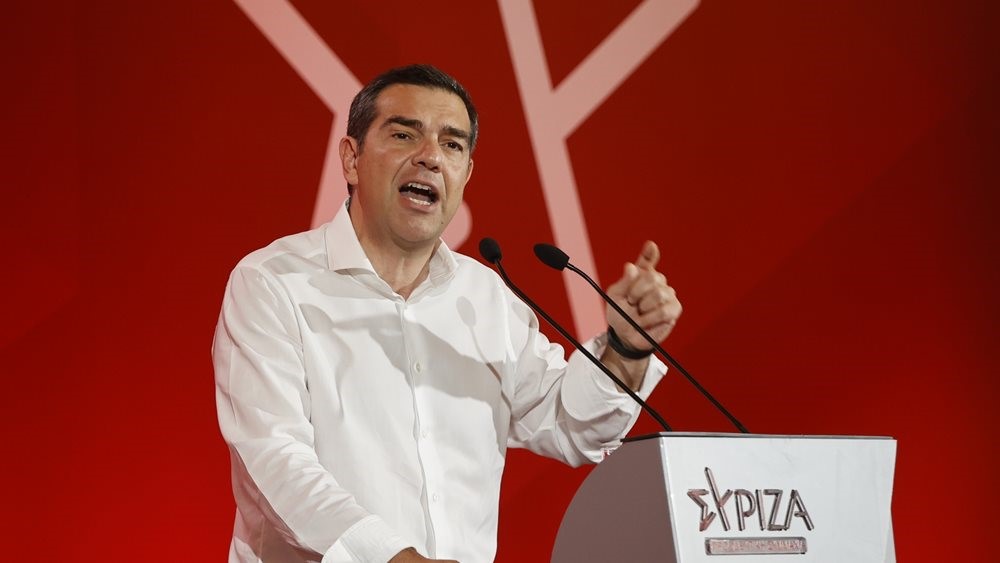 Ο Αλέξης Τσίπρας στέλνει μηνύματα εντός κι εκτός ΣΥΡΙΖΑ