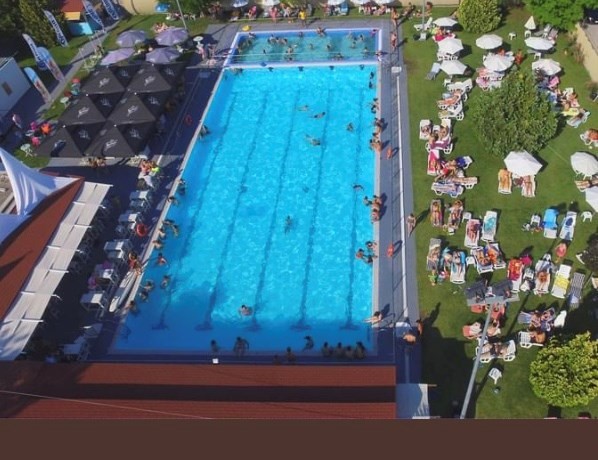 Ανοίγει την Παρασκευή η Δημοτική πισίνα Νεάπολης